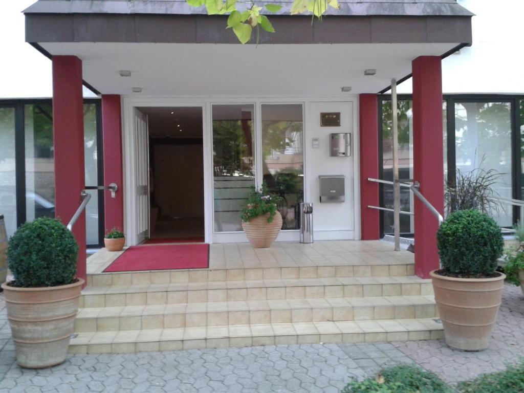Hotel Garni Am Goetheplatz Bad Munster am Stein-Ebernburg Exterior photo